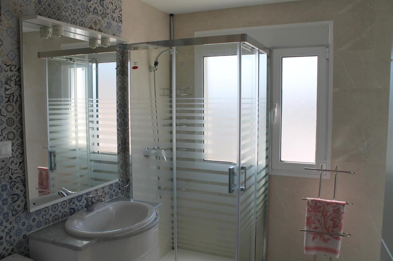 Luminoso Y Reformado En Apartament Nerja